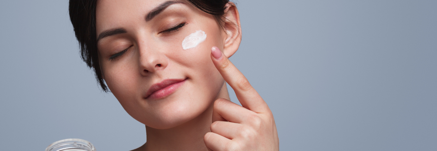 Can Moisturizers Cause Acne? — Articles — We Care For Skin