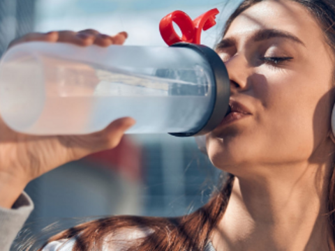 Dehydration And The Skin: How It Affects The Skin On Your Face 