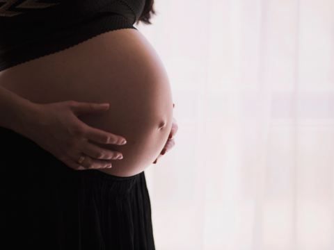 When Does Melasma Appear in Pregnancy: Self-Care Guide For Pregnant Women 