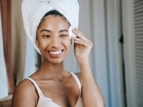 Hydrating The Skin with A Dehydrated Skin Care Routine