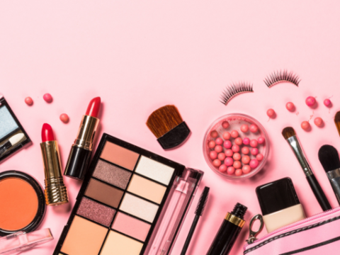 Does Makeup Cause Melasma? Know The Ingredients Cosmetics Have That Can Cause Skin Pigmentation 