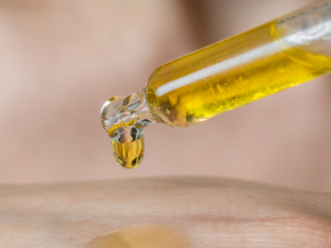 Are Oil-Based Moisturizers Good for Oily Skin? 
